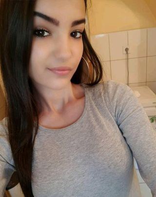 Laura Női szexpartner +36 70 597 5516 fénykép 3