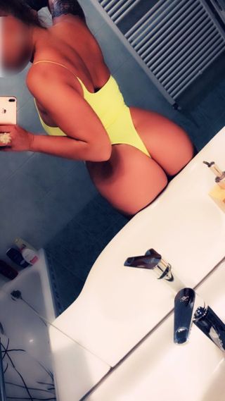 LiliLux Női szexpartner +36 30 433 4142 fénykép 44