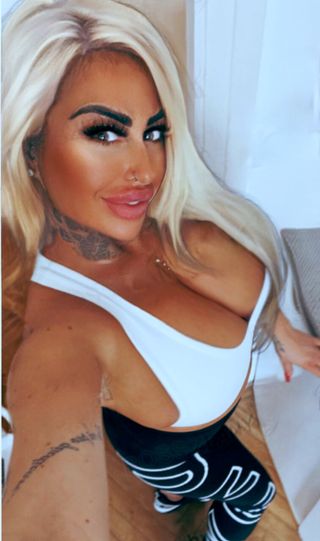 Sindy Sixx Női szexpartner +36 70 235 5410 fénykép 5