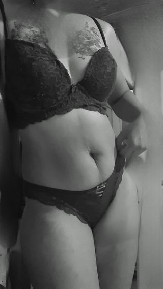 Vivien Női szexpartner +36 70 256 5998 fénykép 2