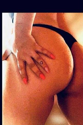 Lenti, 29 éves escort, Tina