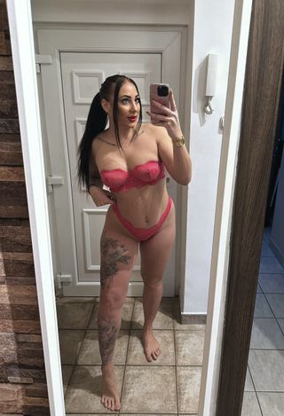 Vivikee Női szexpartner +36 30 592 5834 fénykép 10