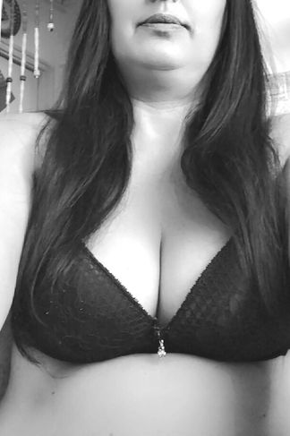 Szombathely, 43 éves escort, Viola