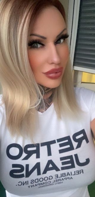 Cony Női szexpartner +36 70 358 3216 fénykép 30