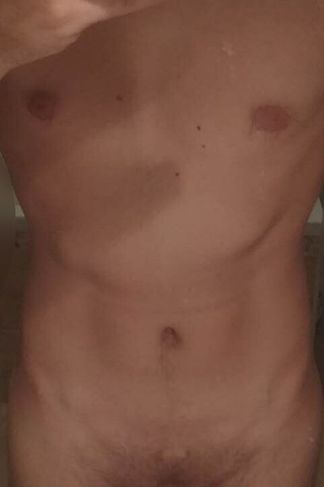 Fertőboz, 29 éves escort, Tomika