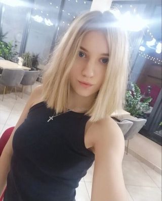 RenikeWEBCAM Női szexpartner +36 20 596 7845 fénykép 5