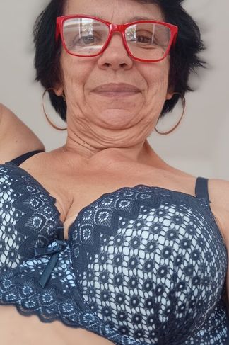 Szombathely, 52 éves escort, Adrien