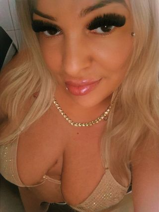 Kamilla Női szexpartner +36 30 521 7317 fénykép 20