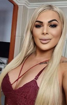 Barbie Svéd Masszőr