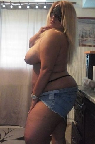 Pécs, 34 éves escort, Sziszi
