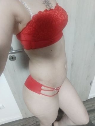 Iriszcsajszika Női szexpartner +36 20 619 8012 fénykép 18