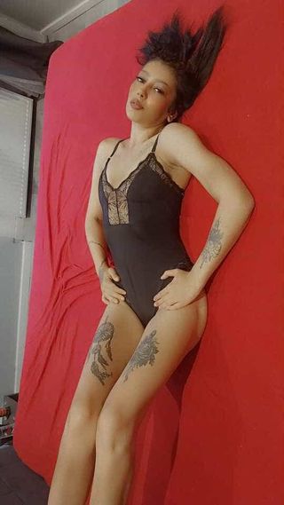 Tifani Női szexpartner +36 20 542 5761 fénykép 6