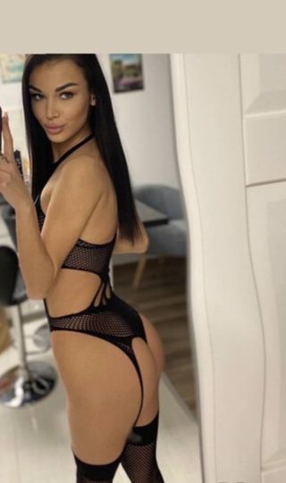 Mia Női szexpartner +36 30 540 7893 fénykép 21