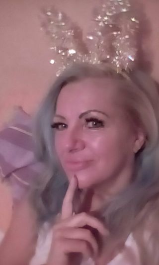 Szamanta Női szexpartner +36 30 318 9641 fénykép 56