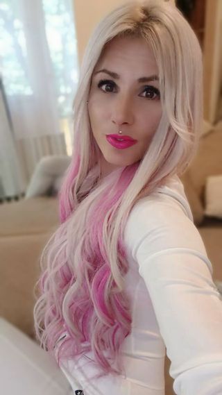Szamanta Női szexpartner +36 30 231 6789 fénykép 10