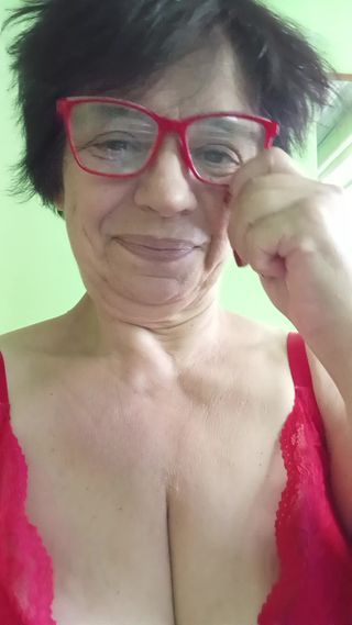 Adrien Női szexpartner +36 20 452 3012 videó 4