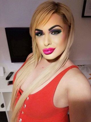 Barbie Vip Transzi szexpartner +36 70 786 4281 fénykép 47