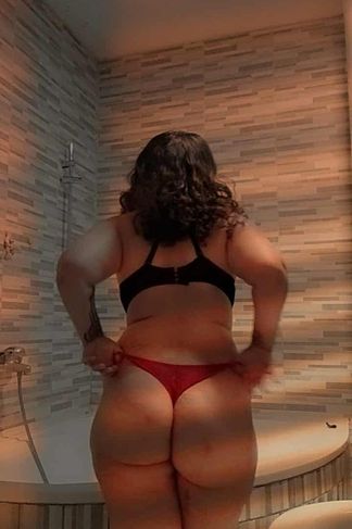 Székely, 28 éves escort, Dilara