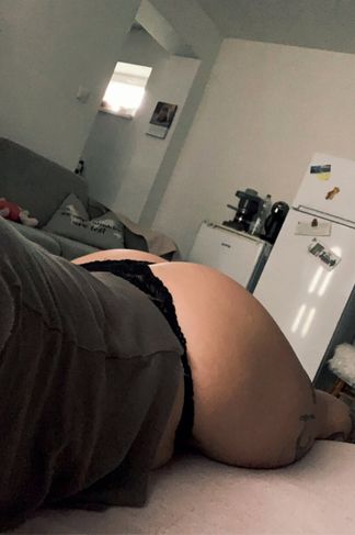 Mosonmagyaróvár, 37 éves escort, Pároskaland