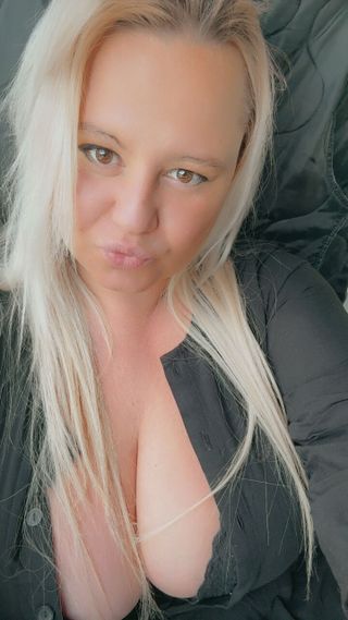 Nikka Női szexpartner +36 30 091 7738 fénykép 10