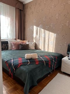 Elit Buvohely - Debrecen