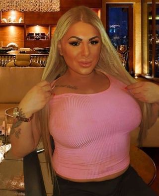 Barbie Vip Transzi szexpartner +36 70 786 4281 fénykép 28