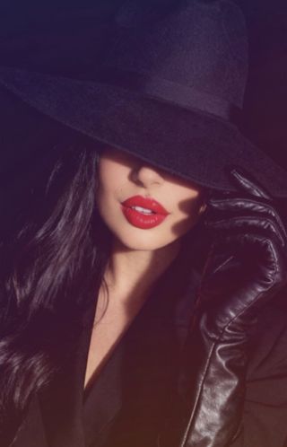 Dior Női szexpartner +36 20 804 4059 fénykép 5