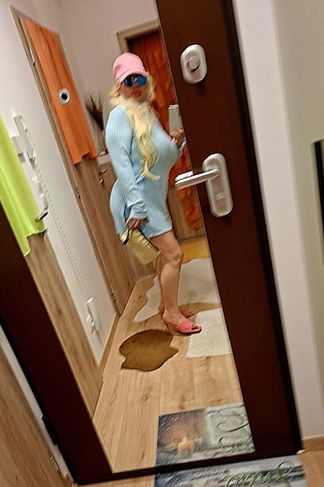 Tatabánya, 43 éves escort, Moniqe Extramassage