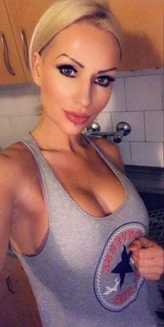 Cony Női szexpartner +36 70 358 3216 fénykép 10
