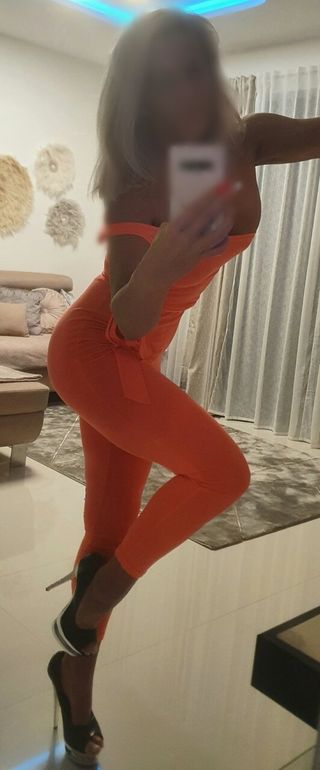 Szabina Női szexpartner +36 70 293 4378 fénykép 29