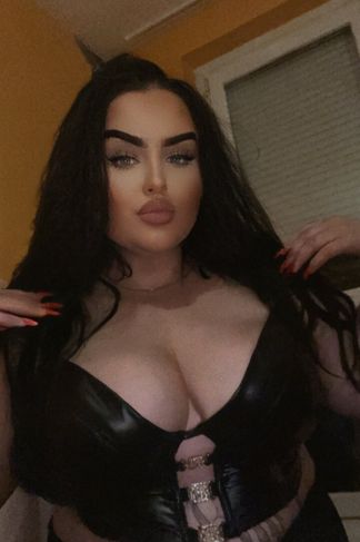 Debrecen, 24 éves escort, Svetlana