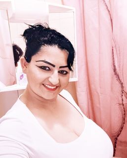 Mira (45) - Budapest