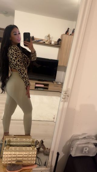 Laura Női szexpartner +36 30 623 1099 fénykép 24