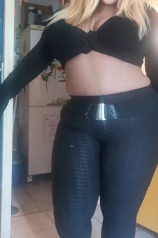 Pécs, 34 éves escort, Sziszi