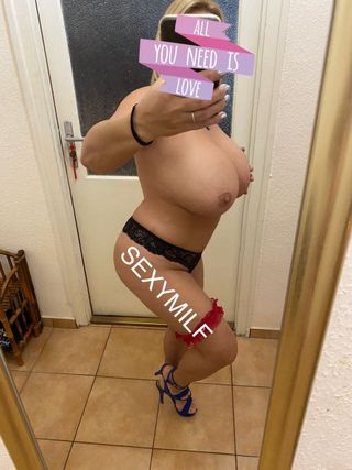 Bogi formás milf Női szexpartner +36 70 259 5949 fénykép 29