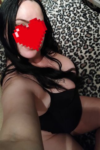 Horvátzsidány, 29 éves escort, Jenna