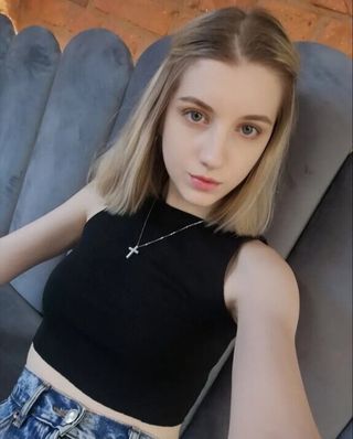 RenikeWEBCAM Női szexpartner +36 20 596 7845 fénykép 17