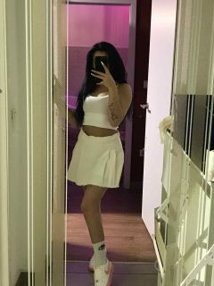 Melanie (24) - Debrecen