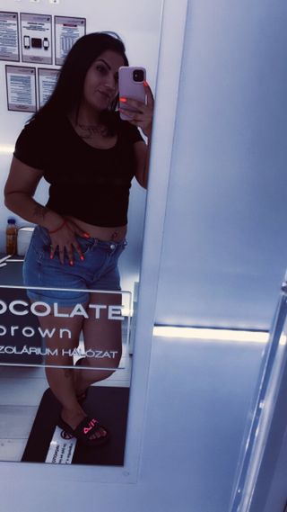 Tina Női szexpartner +36 30 755 2585 fénykép 5