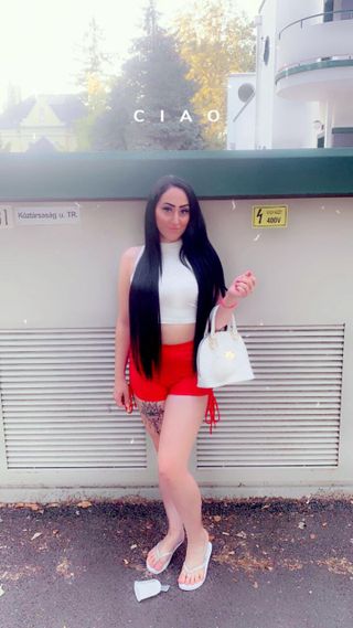 Lizus Webcam Női szexpartner +36 30 467 4643 fénykép 58