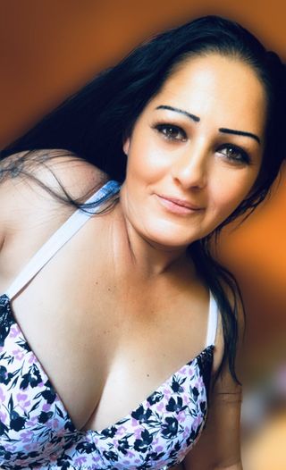 Szabina Női szexpartner +36 30 185 8238 fénykép 2