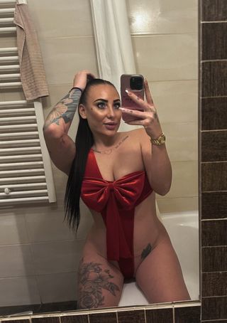 Vivikee Női szexpartner +36 30 592 5834 fénykép 13