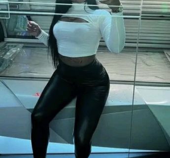 Lara (36) - Debrecen