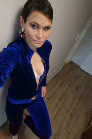 Gemzse, 35 éves escort, Krisztia