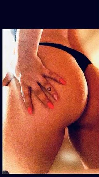 Tina Női szexpartner +36 30 755 2585 fénykép 8