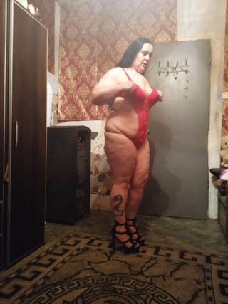 Szexistennő Női szexpartner +36 70 231 7167 fénykép 64