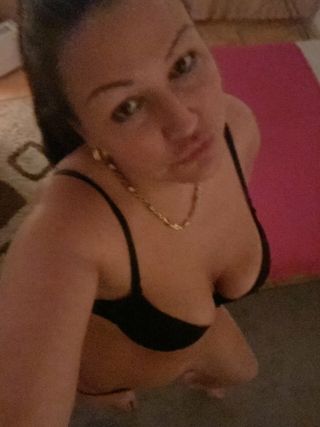 Nóra Női szexpartner +36 30 570 5051 fénykép 9