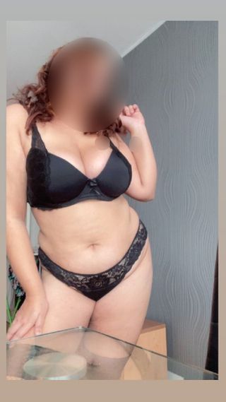 Vanda Női szexpartner +36 30 596 4121 fénykép 1