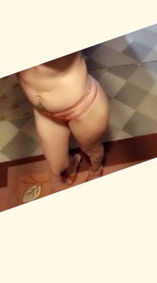 Szuzy Női szexpartner +36 30 212 1069 fénykép 3