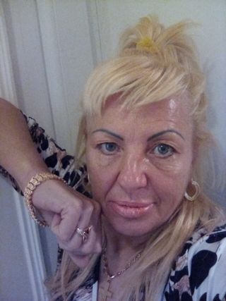 Szamanta Női szexpartner +36 30 318 9641 fénykép 51